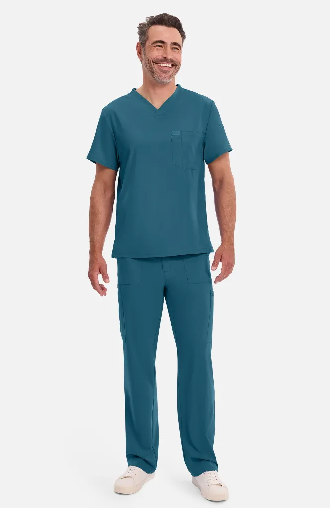 DK635_CAPS_2.webp