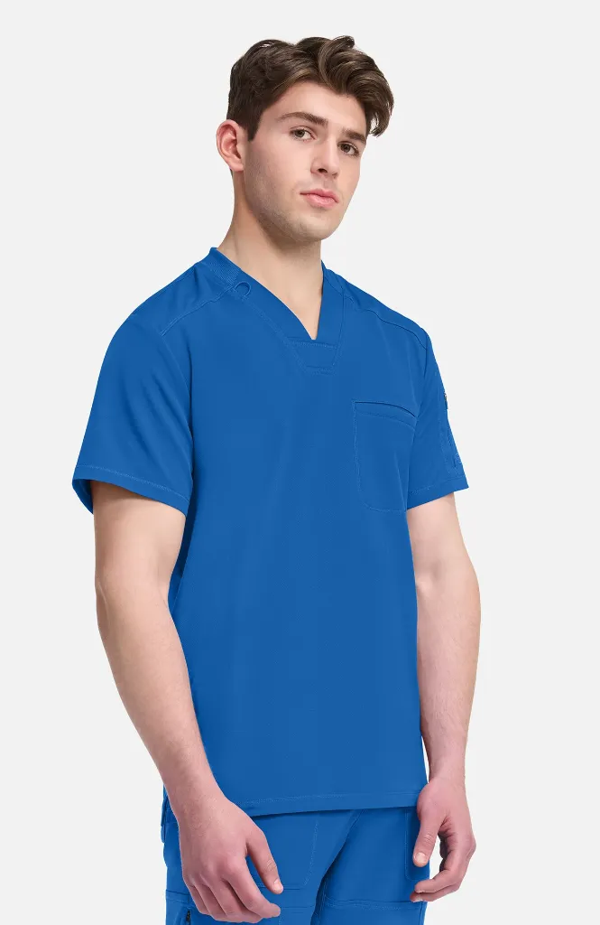 DK610_ROY_3.webp
