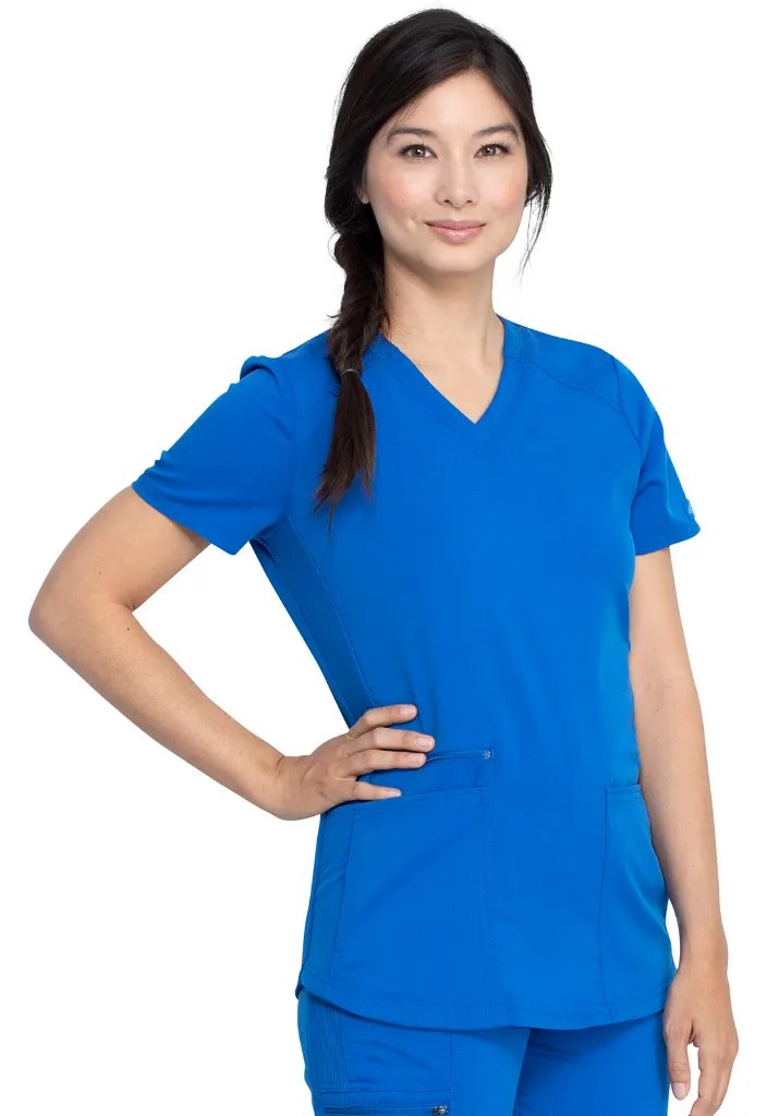 DK875_ROY_RIGHT.webp
