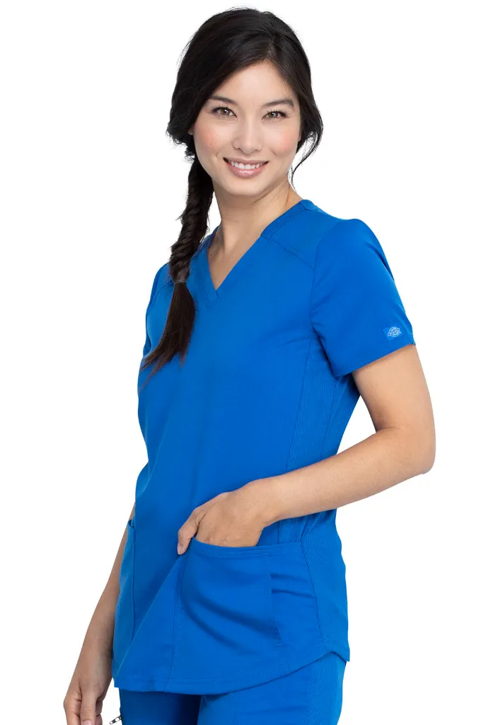 DK875_ROY_LEFT.webp
